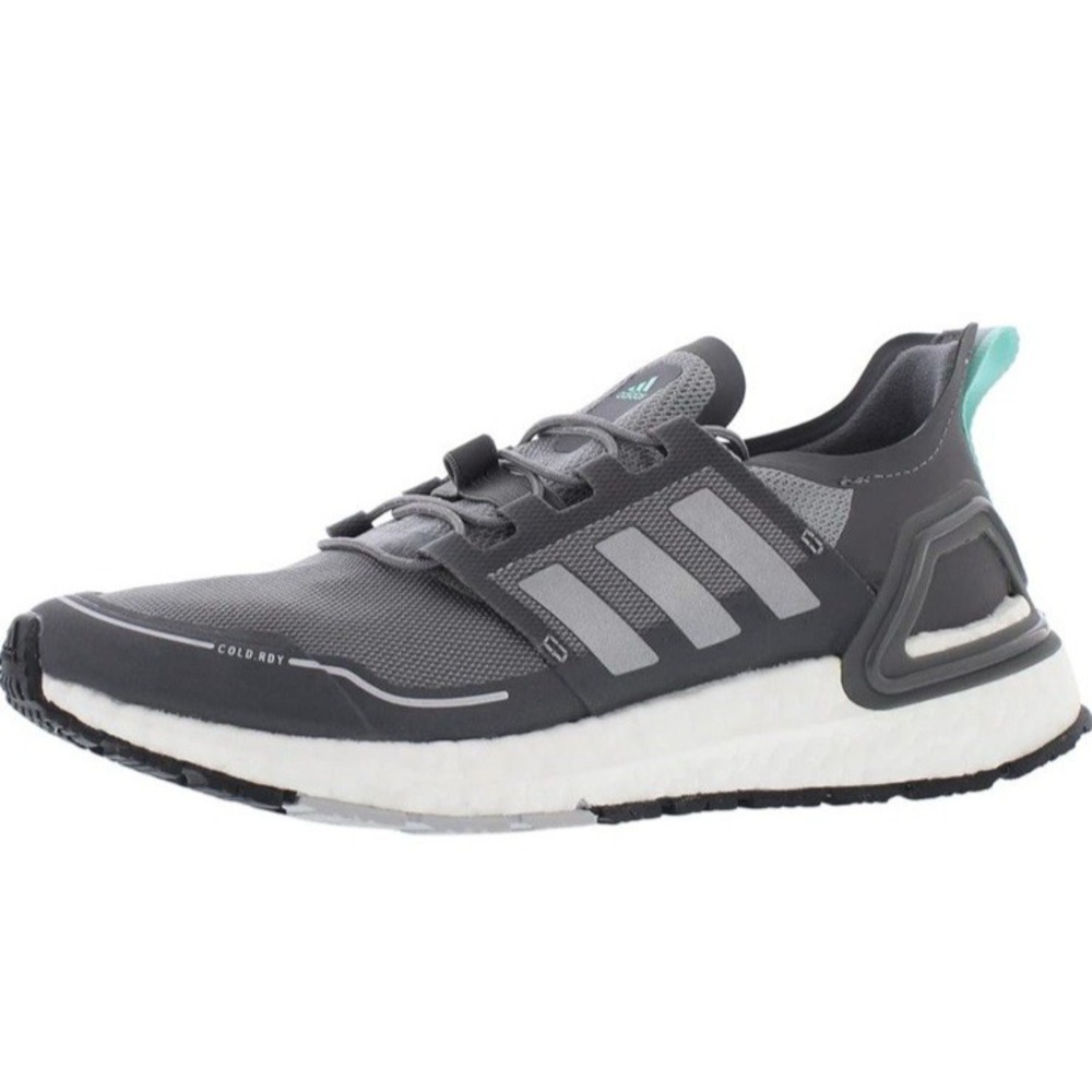 Adidas Ultraboost 22 COLD.RDY Women 9 Winter Running Gorpcore Reflective Shoes